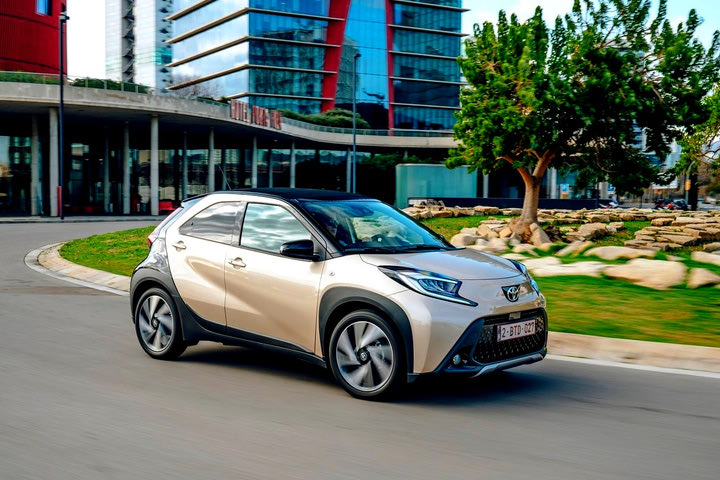Toyota Aygo X: Οδηγήσαμε στην Ελλάδα το ολοκαίνουριο crossover πόλης