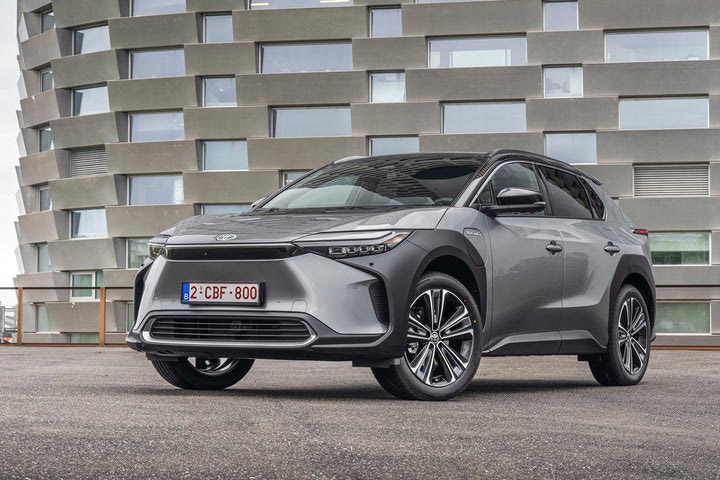 Το ηλεκτρικό Toyota bZ4x έρχεται τον Ιούλιο στην Ελλάδα με τιμή 49.900 ευρώ