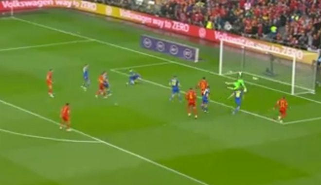 Το 1-0 της Ουαλίας με το αυτογκόλ του Γιαρμολένκο