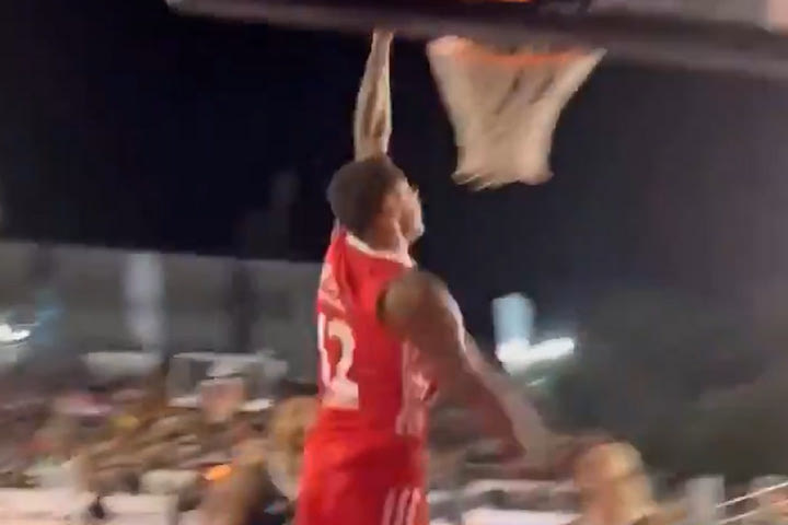 Stoiximan AegeanBall Festival: Ο Πρίντεζης συνεχίζει να καρφώνει εντυπωσιακά