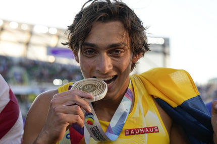 Ντουπλάντις: Παγκόσμιο ρεκόρ με 6,21μ από τον τρομερό Σουηδό