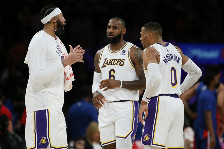 NBA, Λέικερς: Γουέστμπρουκ και Ναν στην βασική πεντάδα στις πρώτες δοκιμές
