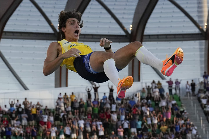 Ο Ντουπλάντις ήπιε καφέ με τον Θεό