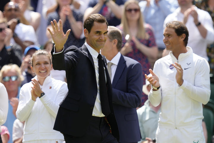 Wimbledon: Η εντυπωσιακή είσοδος του Φέντερερ στην παρέλαση των πρωταθλητών