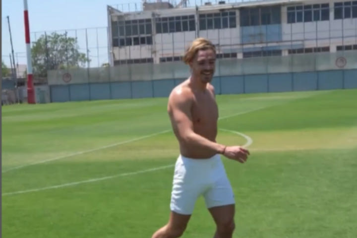 Μάντσεστερ Σίτι: Ο Τζακ Γκρίλις των 117 εκατομμυρίων ευρώ γυμνάστηκε στο προπονητικό κέντρο του Ολυμπιακού