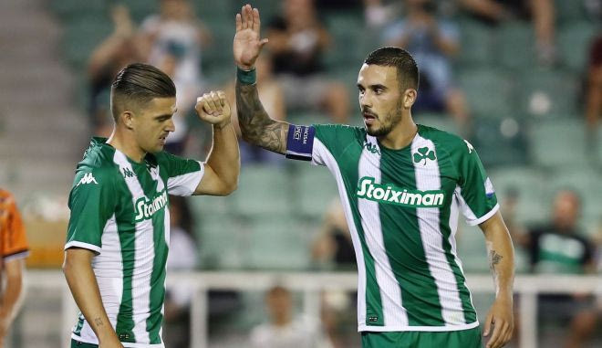 Ο Καρλίτος με ωραίο σουτ πέτυχε το 2-1 για τον Παναθηναϊκό
