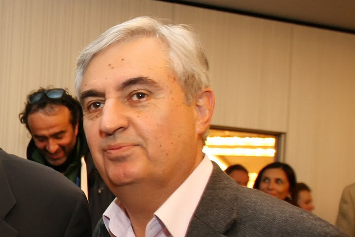 Πέθανε ο Γιώργος Κονδύλης