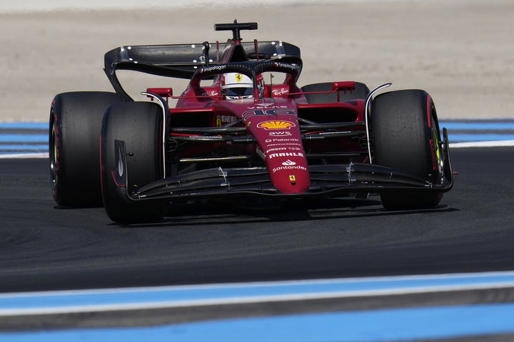 Formula 1, GP Γαλλίας: Έβδομη pole position για τον Λεκλέρ με τη βοήθεια του Σάινθ, δεύτερος ο Φερστάπεν