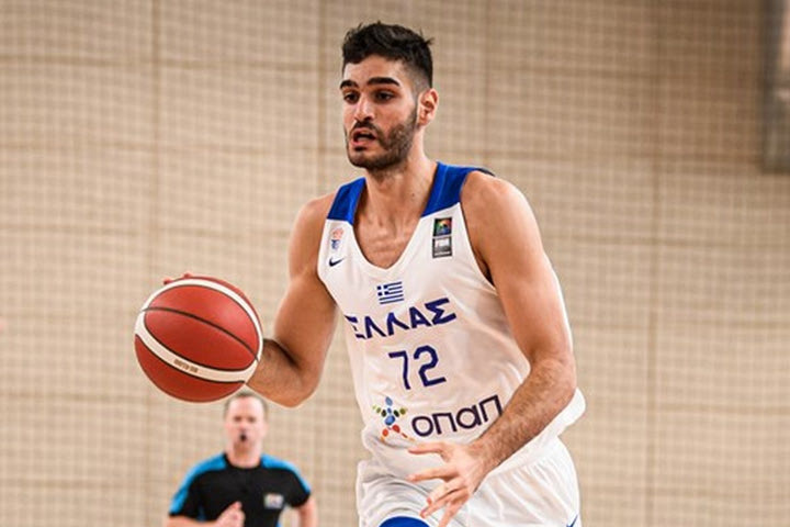 Ελλάδα-Σλοβενία 90-79: Φιλική νίκη για την Εθνική Νέων με 31 πόντους από τον Μαντζούκα