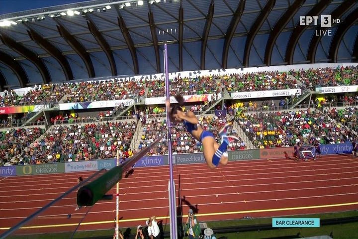 Στεφανίδη: Πέρασε άνετα με την πρώτη τα 4,45μ.