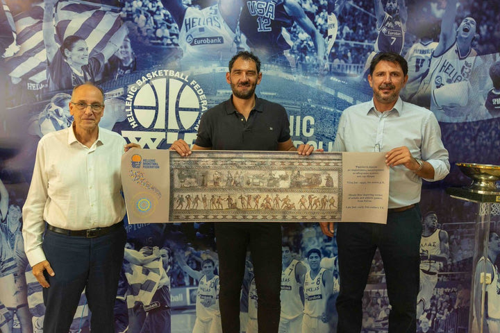 Ελλάδα – Ισπανία: Το ιδιαίτερο δώρο της ΕΟΚ στον Χόρχε Γκαρμπαχόσα