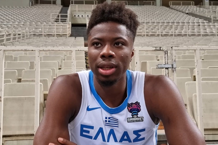 Κώστας Αντετοκούνμπο στο SPORT24: “Τα δύο πράγματα που μου ζητάει ο coach Ιτούδης”
