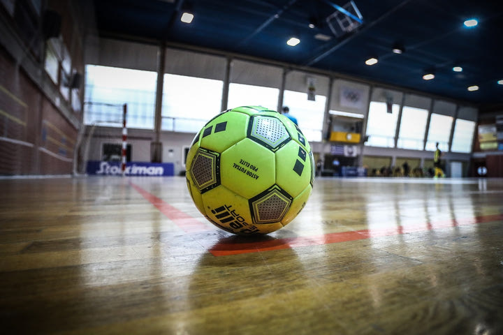 Stoiximan Futsal Super League: Έκανε το 1-0 ο Δούκας στους Τελικούς κόντρα στην ΑΕΚ