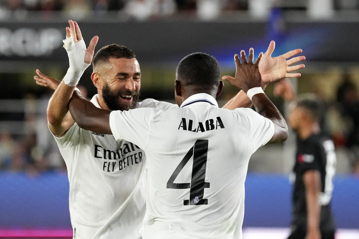 Ρεάλ – Άιντραχτ: Το 1-0 ο Αλάμπα με κεφαλιά-ασίστ του Καζεμίρο