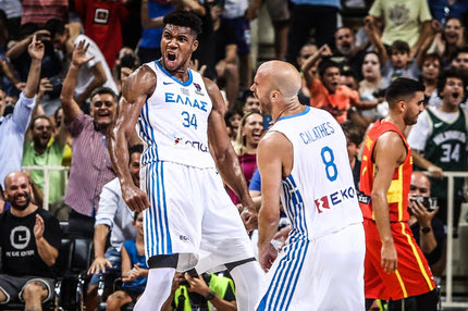 Ελλάδα – Ισπανία 86-70: Μυθικός Αντετοκούνμπο, μυθικό party με 16 χιλιάδες καλεσμένους στο ΟΑΚΑ