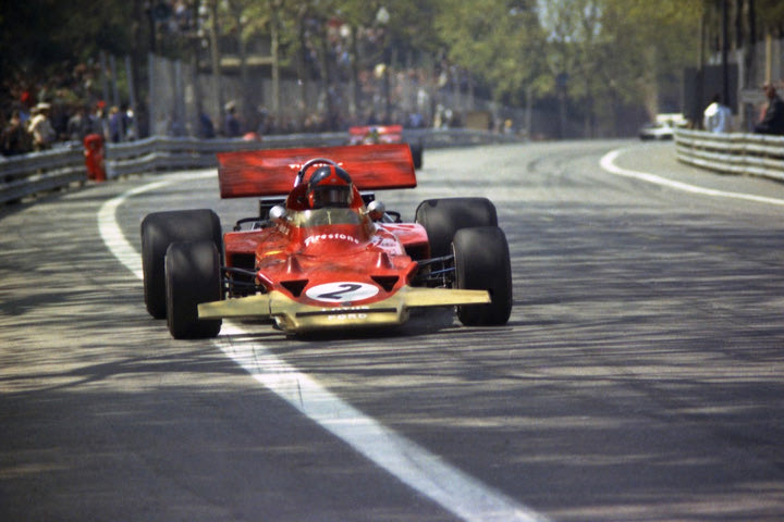 Πρώην πρωταθλητής της Formula 1 υποψήφιος με ακροδεξιό κόμμα στην Ιταλία