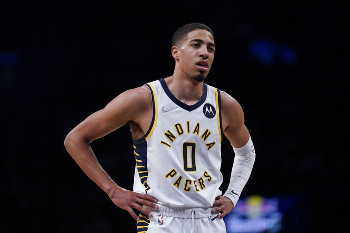 NBA, GM των Πέισερς για Χαλιμπάρτον: “Τον βλέπουμε ως τον επόμενο Ρέτζι Μίλερ”
