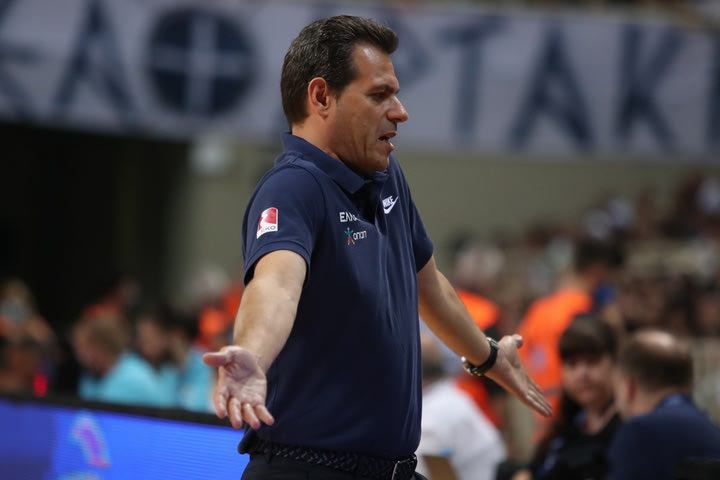 Ιτούδης προς τους παίκτες στο τάιμ άουτ: “Τώρα θα δείξουμε εάν έχουμε χαρακτήρα ή είμαστε γατάκια”