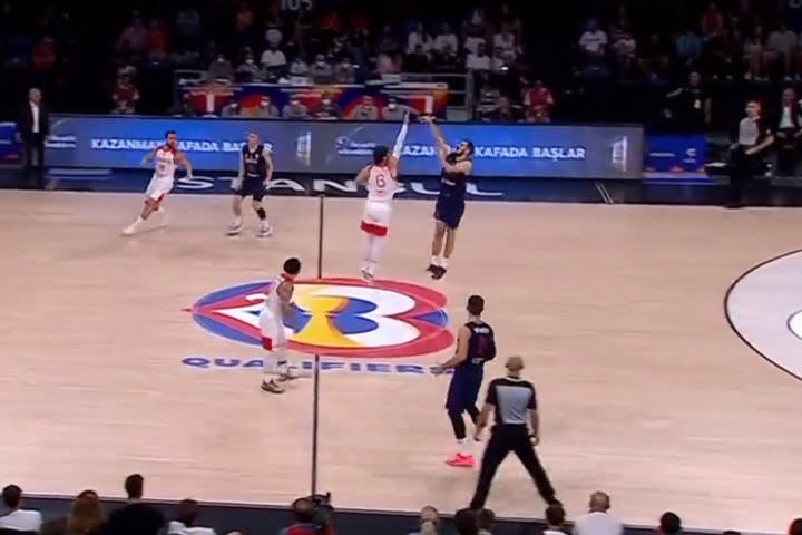 Παγκόσμιο Κύπελλο: Το τρελό buzzer-beater του Κάλινιτς πίσω από το κέντρο