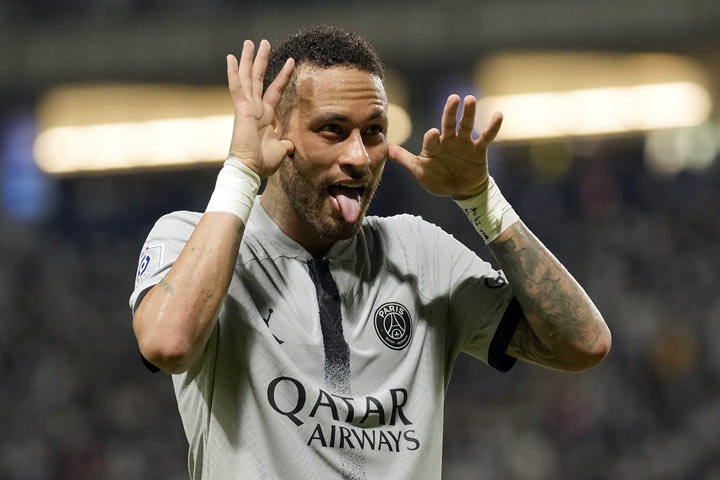 CEO Σάντος: “Χάρη στον Νεϊμάρ η Παρί Σεν Ζερμέν είναι αυτό που είναι σήμερα”