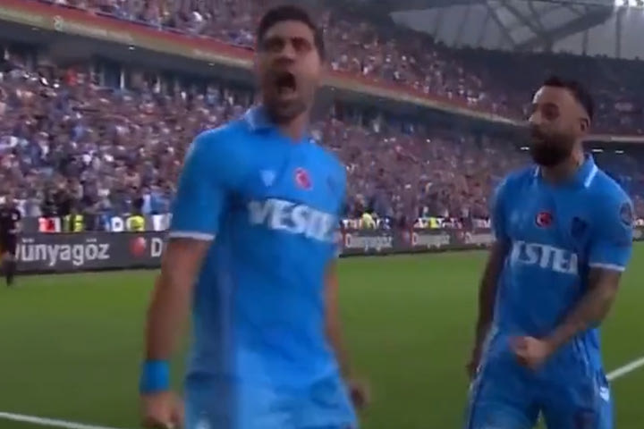 Τράμπζονσπορ – Γκαζιαντέπ 3-2: Φανταστικός Μπακασέτας με γκολ και ασίστ στο ντέρμπι Ελλήνων