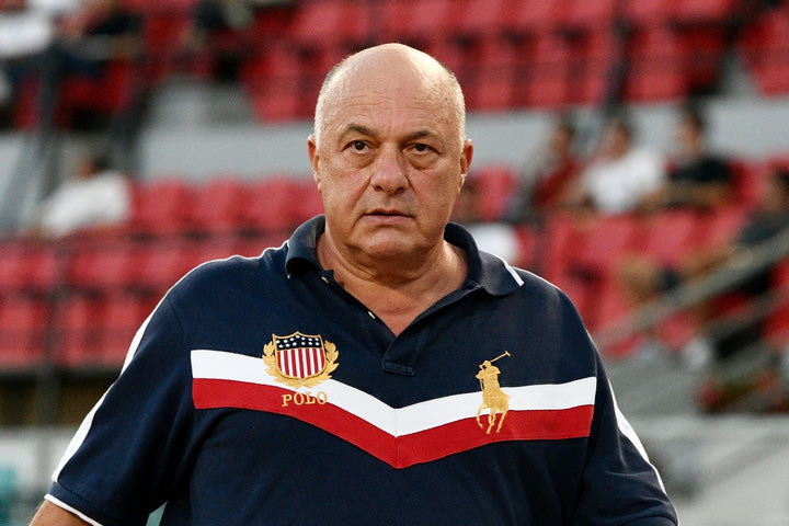 Super League: Παρών ο Μπέος στη συνάντηση με Μπένετ