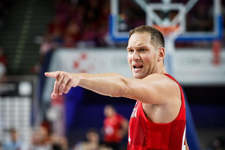 EuroBasket 2022, Μπογκντάνοβιτς: “Δεν υπάρχει απλός τρόπος για να σταματήσουμε τον Γιάννη, πρέπει να δουλέψουν όλοι”