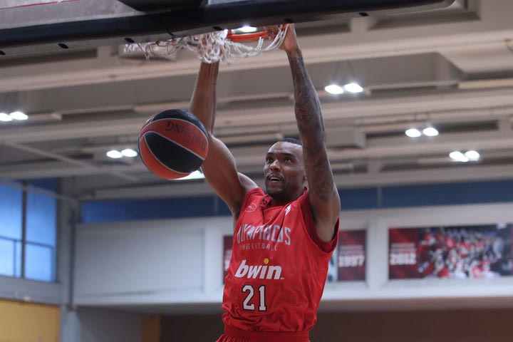 Ολυμπιακός: Άνετη νίκη επί του Λαυρίου με 82-58 σε φιλικό με πρώτο σκόρερ τον Μπόλομποϊ