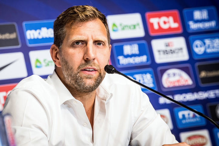 EuroBasket 2022, Νοβίτσκι: “Είναι τρελό τι έχει κάνει ο Γιάννης τα τελευταία χρόνια, περήφανοι να εμπνέουμε την επόμενη γενιά”