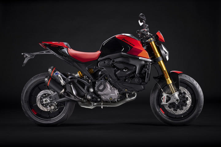 Η νέα Ducati Monster SP δίνει έμφαση στην σπορ εμπειρία οδήγησης – Πότε έρχεται στην Ελλάδα