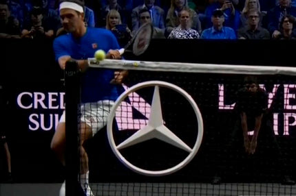 Φέντερερ: Το απίθανο χτύπημα του Ελβετού και η αποθέωση από τον κόσμο