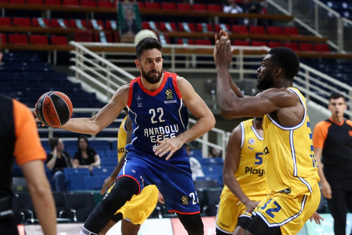 Αναντολού Εφές – Μακάμπι Τελ Αβίβ 87-81: Σε ένα δεκάλεπτο έδειξε τα πάντα και πήρε τη νίκη