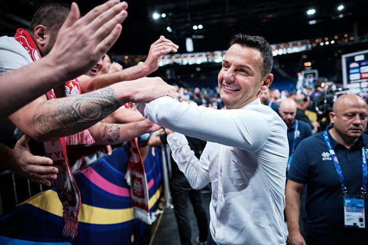 Ο Ιγκόρ Μίλιτσιτς στο SPORT24: “Θα είναι μεγάλη νύχτα για εμάς, θυμάμαι τα πάντα από το πέρασμά μου από την Ελλάδα”