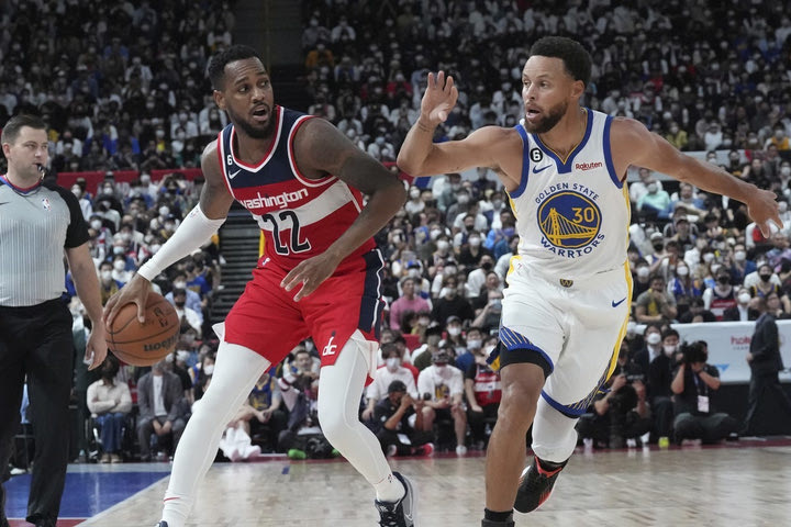 NBA: Οι Γουόριορς λύγισαν με 96-87 τους Γουίζαρντς στο πρώτο φιλικό της σεζόν 2022/23 στην Ιαπωνία