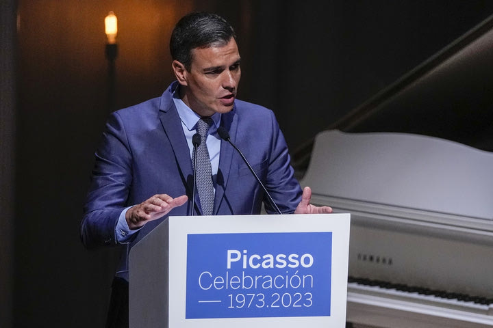 Ισπανός πρωθυπουργός: “Είμαι οπαδός της Ατλέτικο αλλά με λύπησε ο ρατσισμός εις βάρος του Βινίσιους”