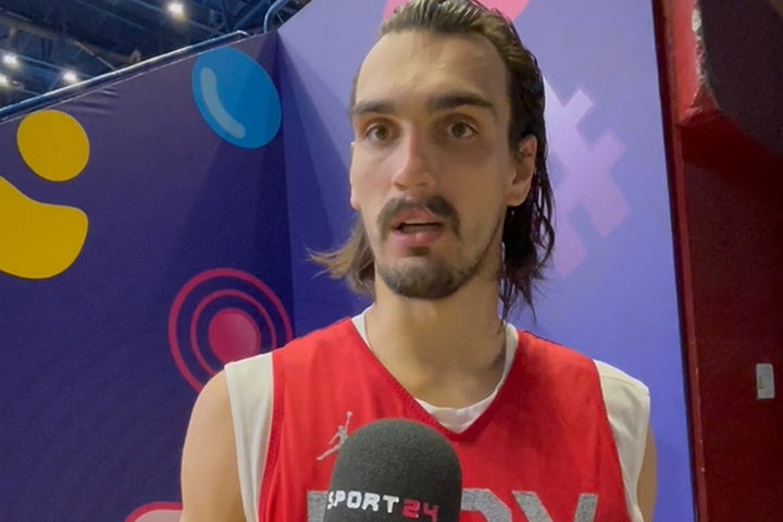 Ο Ντάριο Σάριτς στο SPORT24: “Θα πρέπει να βοηθήσουν όλοι στο μαρκάρισμα του Γιάννη”