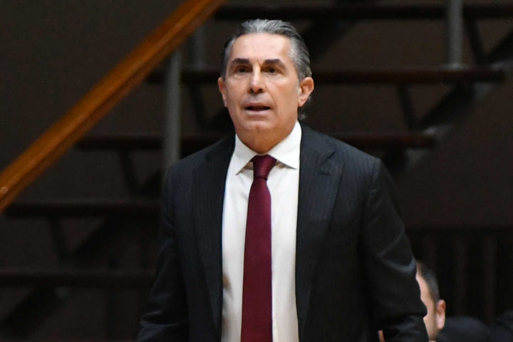 Σάσαρι – Βίρτους Μπολόνια 69-72: Ο Μίκι τής χάρισε την πρώτη κούπα της σεζόν