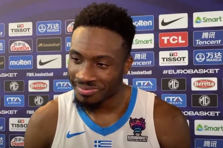 Αποστολή EuroBasket, Ο Θανάσης Αντετοκούνμπο στη Game Night: “Βάλαμε το πόδι στο γκάζι και φύγαμε, ένιωσα περηφάνεια για τον Γιάννη”