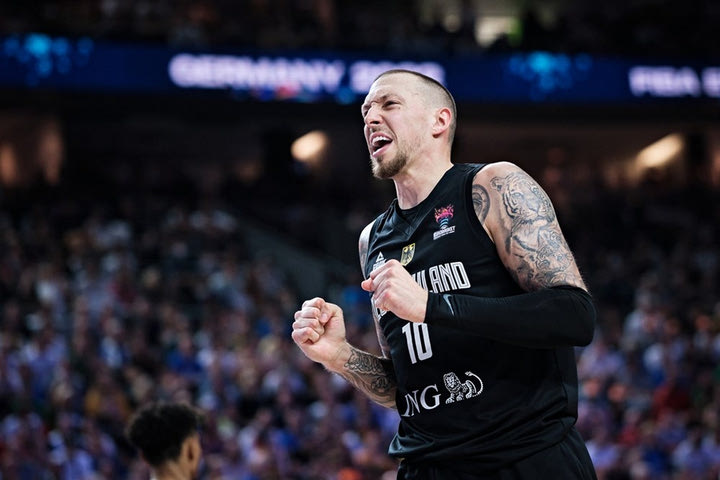 EuroBasket 2022, Λιθουανία – Γερμανία: Το εκπληκτικό φινάλε της τρίτης περιόδου