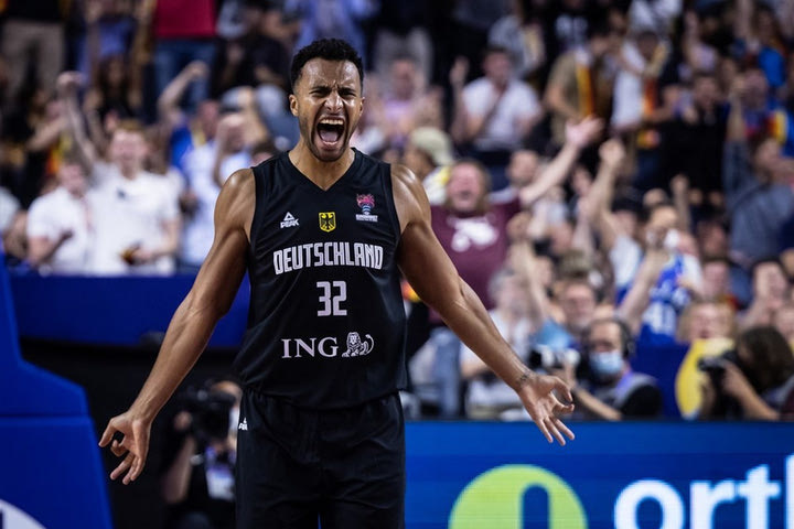 Η ανάλυση του Βασίλη Σκουντή: Οι Γερμανοί ξανάρχονται, οι Λιθουανοί ζορίζονται