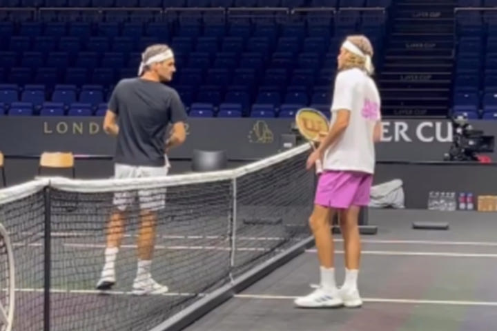 Laver Cup: Το VIDEO από την κοινή προπόνηση του Τσιτσιπά με τον Φέντερερ