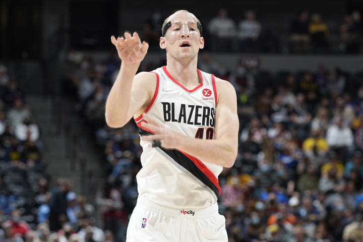 NBA: Οι Τζαζ βάζουν βάθος στη φροντ λάιν μετά την αποχώρηση Γκομπέρ