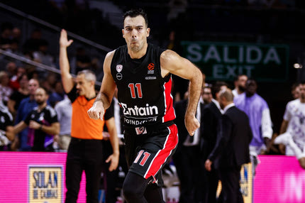 Το “my way” του Ολυμπιακού κι ο θρίαμβος του ελληνικού μπάσκετ