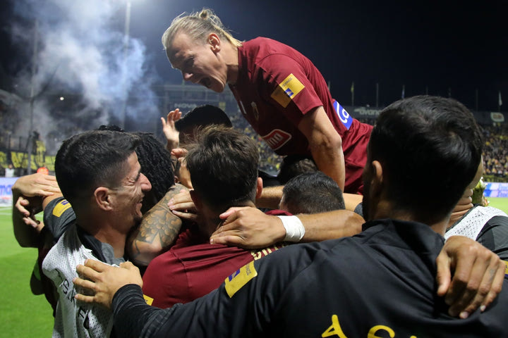 Super League: Η βαθμολογία μετά τη νίκη της ΑΕΚ στο ντέρμπι με τον Άρη