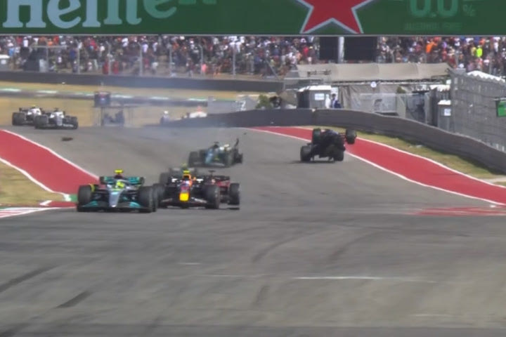 Formula 1, GP ΗΠΑ: Ατύχημα μεταξύ Στρολ και Αλόνσο, σηκώθηκε στον αέρα το μονοθέσιο του Ισπανού