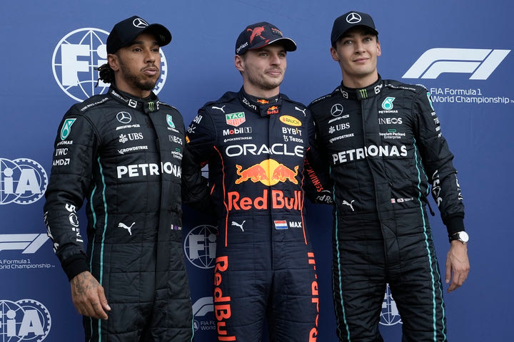 Formula 1: Φερστάπεν, Ράσελ, Χάμιλτον ή Πέρεζ; Ποιος θα κερδίσει στο GP του Μεξικού;