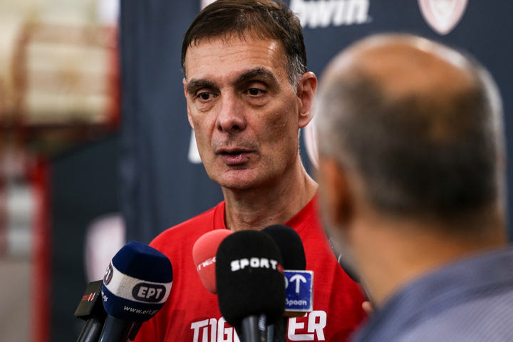 Μπαρτζώκας: “Φανταστικό αυτό που έγινε με τους επτά ξένους, να γίνουμε καλύτερη ομάδα από πέρυσι”