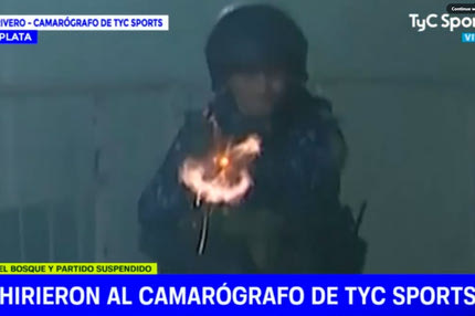 Χιμνάσια – Μπόκα: Αστυνομικός πυροβόλησε με πλαστικές σφαίρες κάμεραμαν