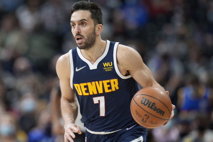 NBA: Ο Καμπάσο έχει την πρόταση των Μάβερικς στα χέρια του και αποφασίζει