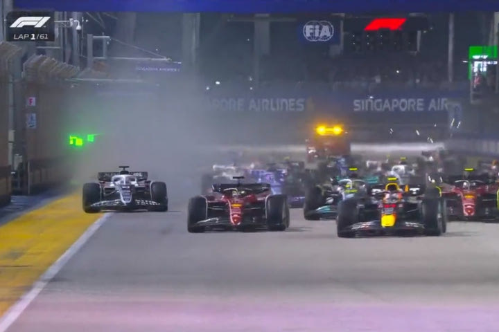 Formula 1, GP Σιγκαπούρης: Τρομερή εκκίνηση από τον Πέρεζ, πέρασε τον Λεκλέρ